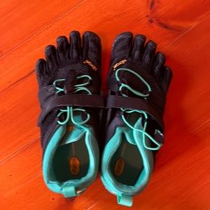 VIBRAM Five Fingers